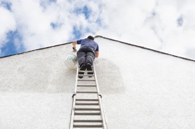 Peinture extérieure à Rivière — façades et ravalement
